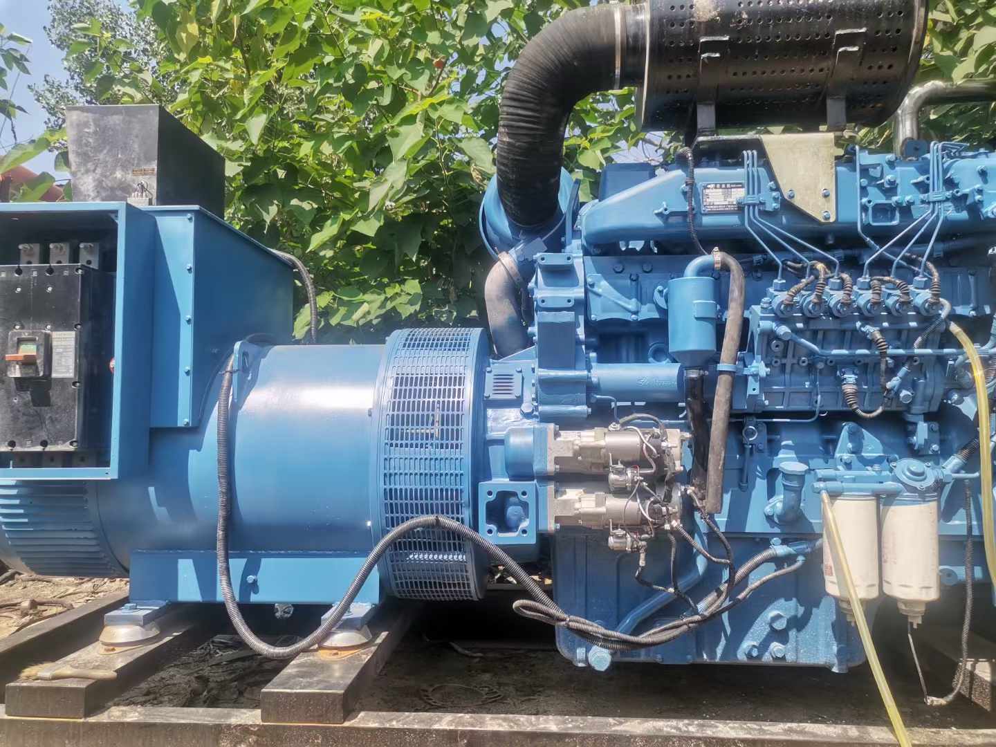 兴山详细说明降低 800kW 柴油发电机输出电流波动的方法